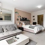 Four Seasons City Studio 8Th Floor W Gym & Pool